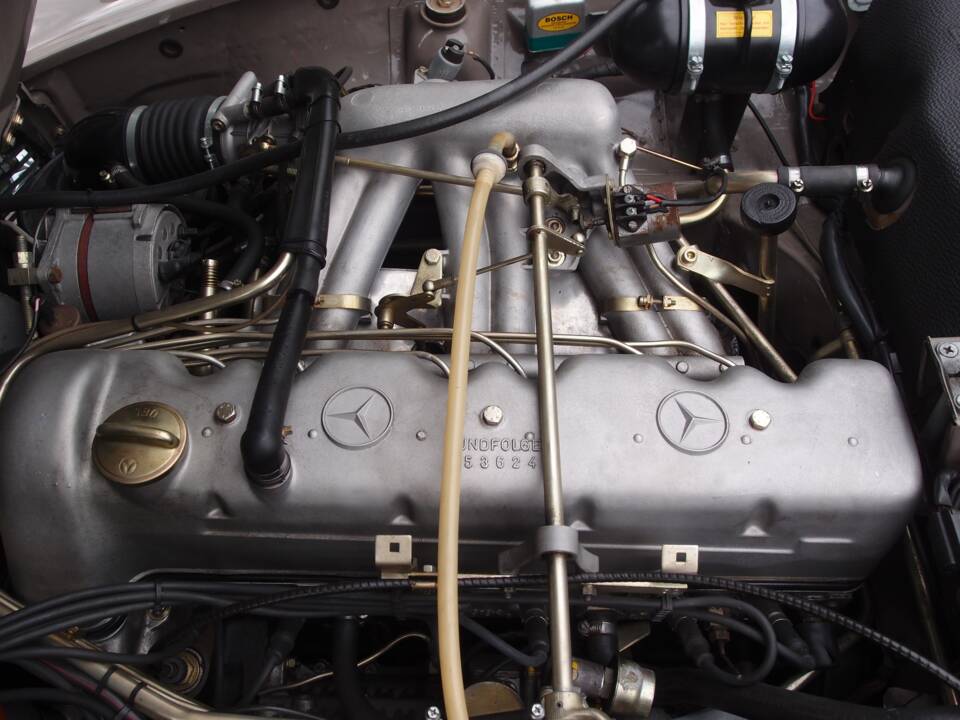 Bild 19/41 von Mercedes-Benz 280 SL (1971)