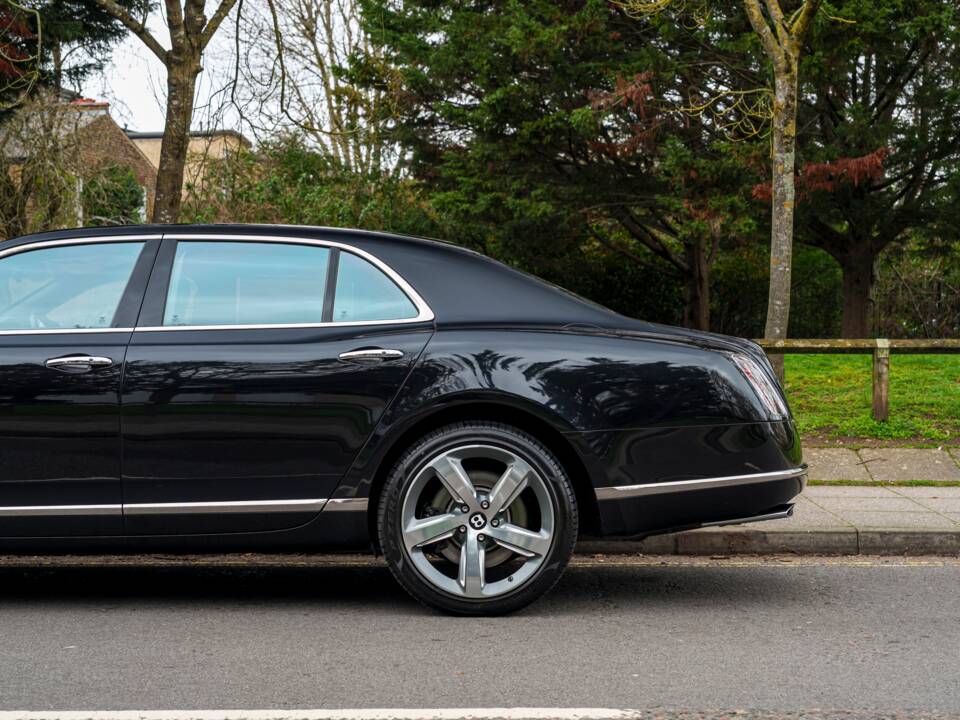 Bild 10/28 von Bentley Mulsanne Speed (2016)