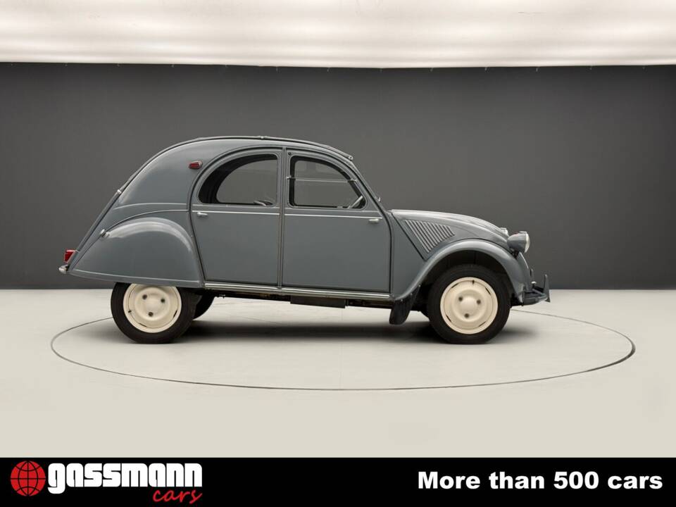 Image 4/15 of Citroën 2 CV (1959)
