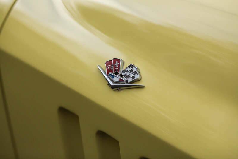 Bild 19/50 von Chevrolet Corvette Sting Ray Convertible (1966)