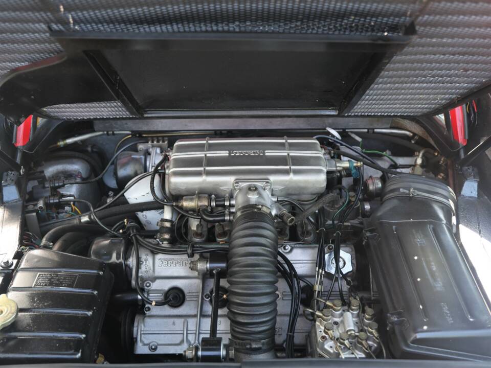 Image 56/61 of Ferrari 308 GTBi (1982)