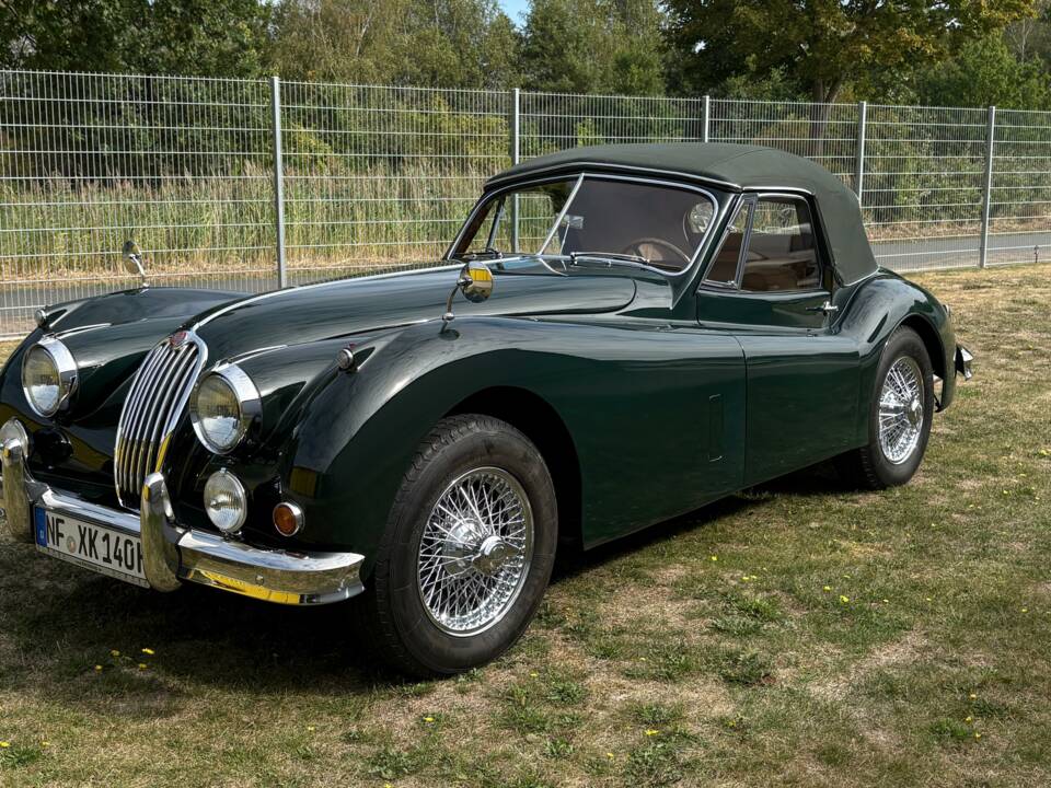 Immagine 1/24 di Jaguar XK 140 SE DHC (1955)