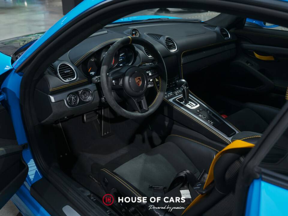 Image 14/23 of Porsche 718 Cayman GT4 Clubsport (2022)