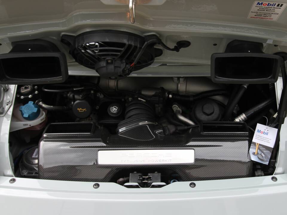 Image 7/10 de Porsche 911 Sport Classic (2010)