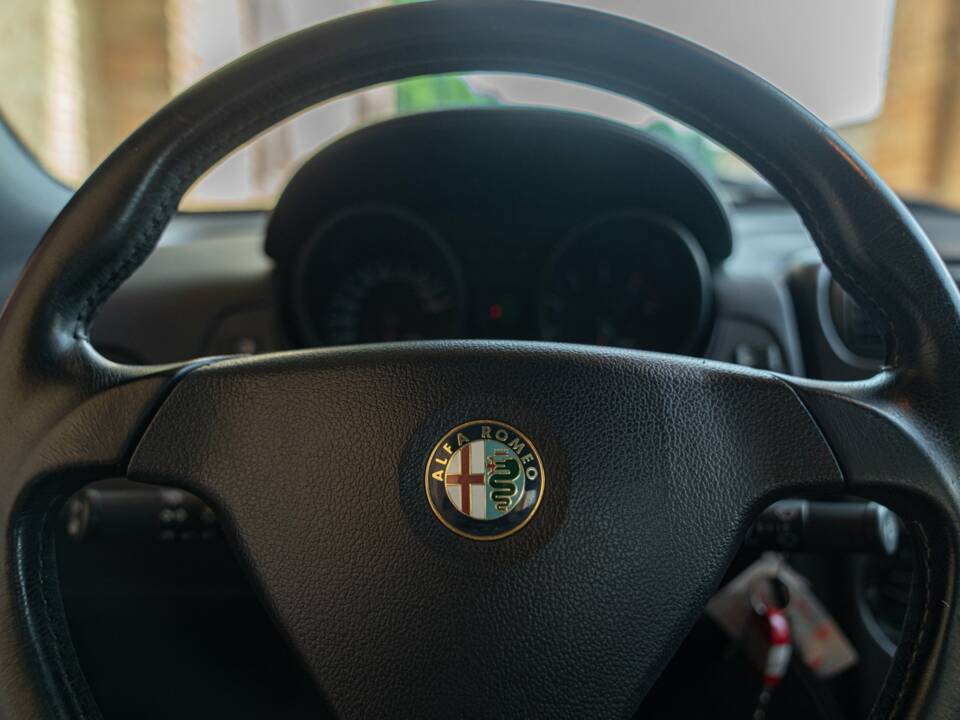 Bild 39/50 von Alfa Romeo GTV 2.0 Twin Spark (1997)