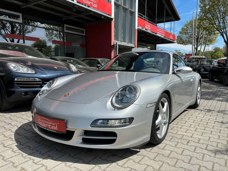 Afbeelding 2/32 van Porsche 911 Carrera (2005)