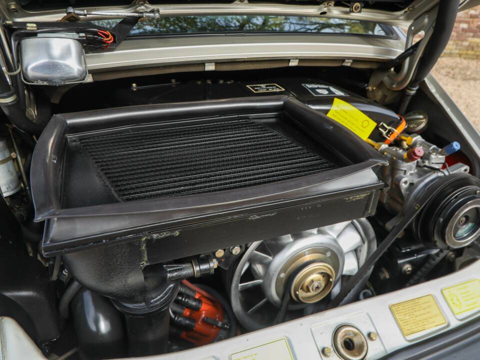 Afbeelding 4/50 van Porsche 911 Turbo 3.3 (1983)