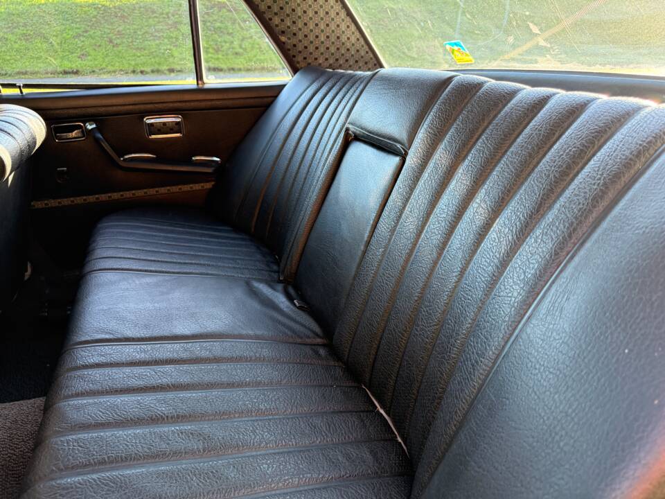 Bild 16/37 von Mercedes-Benz 280 SE 3,5 (1972)