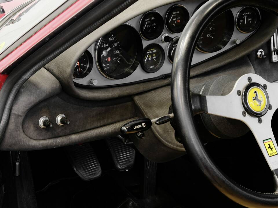 Bild 39/50 von Ferrari Dino 246 GT (1969)