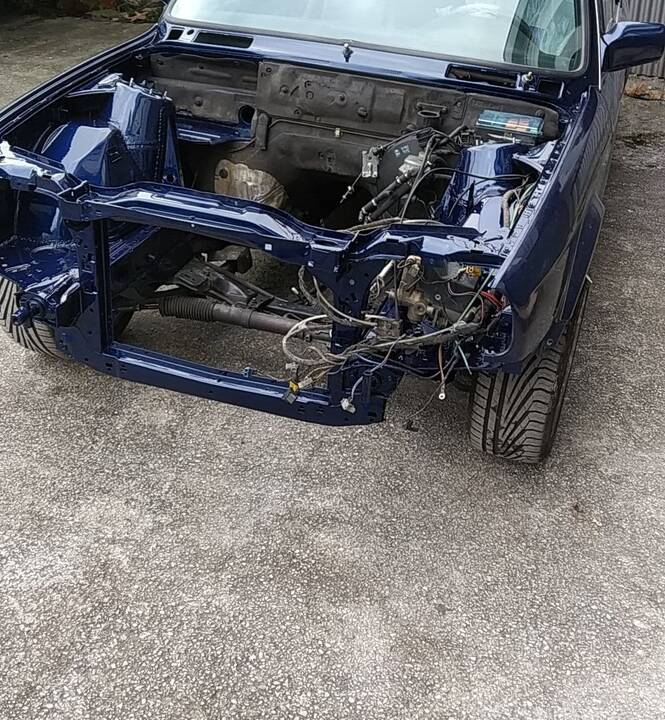 Bild 28/55 von BMW 320i (1991)