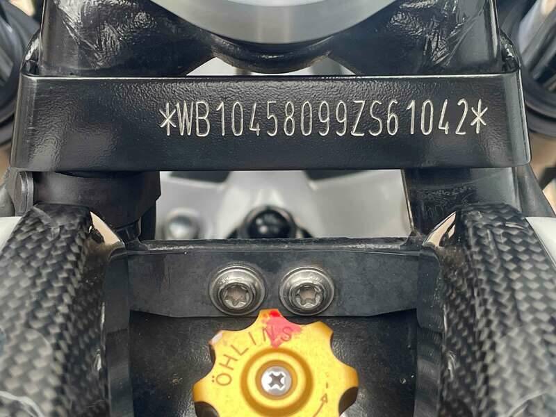 Immagine 26/32 di BMW HP2 Sport (2009)