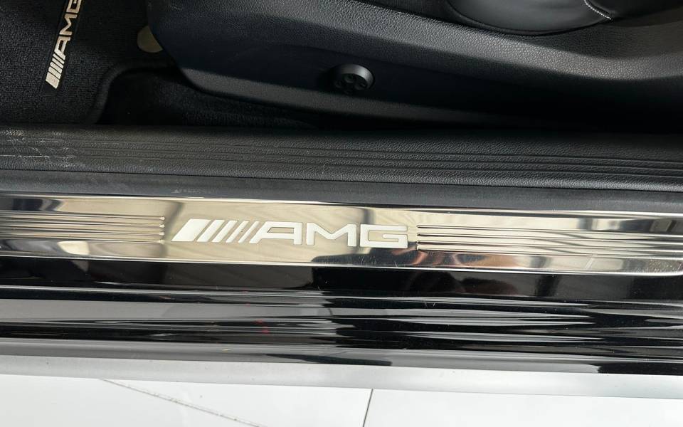 Image 13/33 de Mercedes-Benz C 63 S AMG (2018)