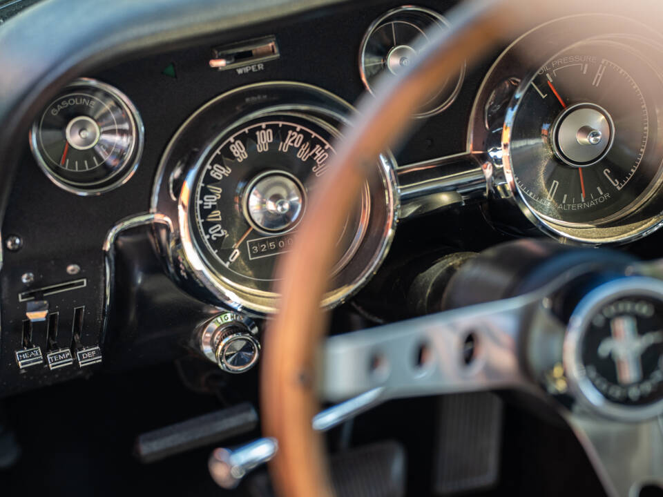 Image 25/36 of Ford Mustang 289 (1967)