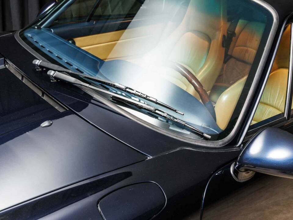 Imagen 12/65 de Porsche 911 Carrera (1994)