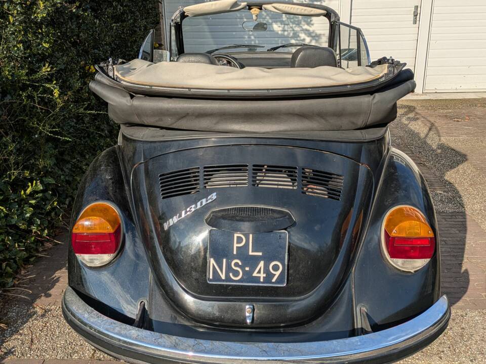 Imagen 7/8 de Volkswagen Käfer 1303 LS (1978)