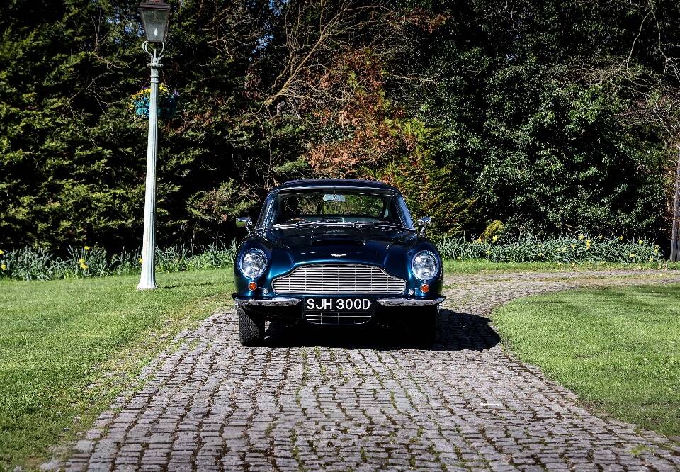 Bild 7/30 von Aston Martin DB 6 Vantage (1966)