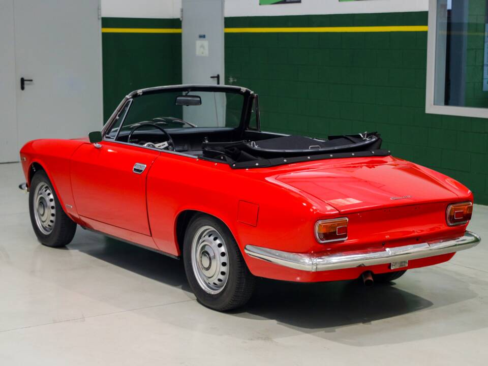 Image 14/58 of Alfa Romeo Giulia 1600 GTC (1965)