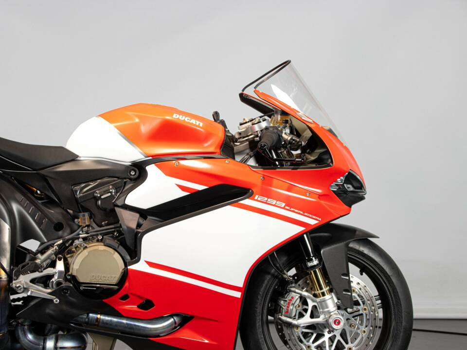 Bild 43/50 von Ducati DUMMY (2018)