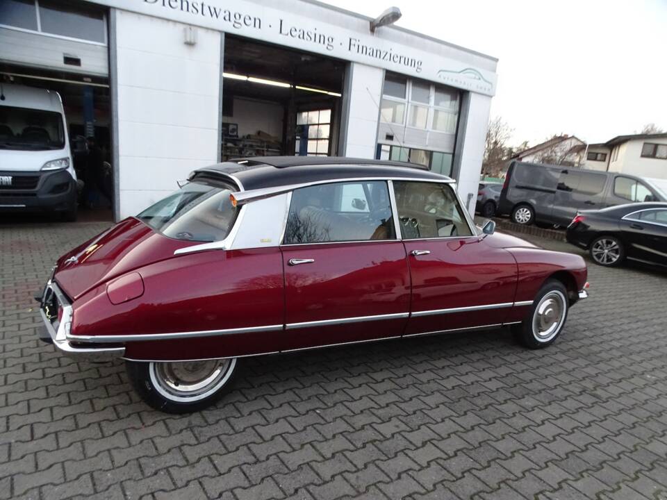 Bild 7/32 von Citroën DS 20 Pallas (1972)