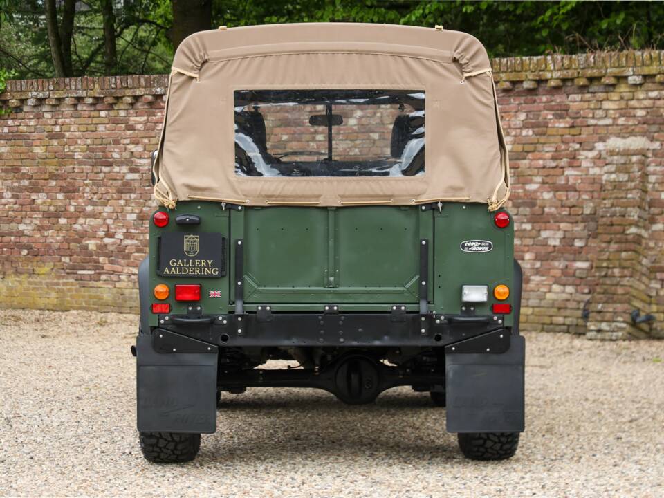 Immagine 6/50 di Land Rover 90 (1990)