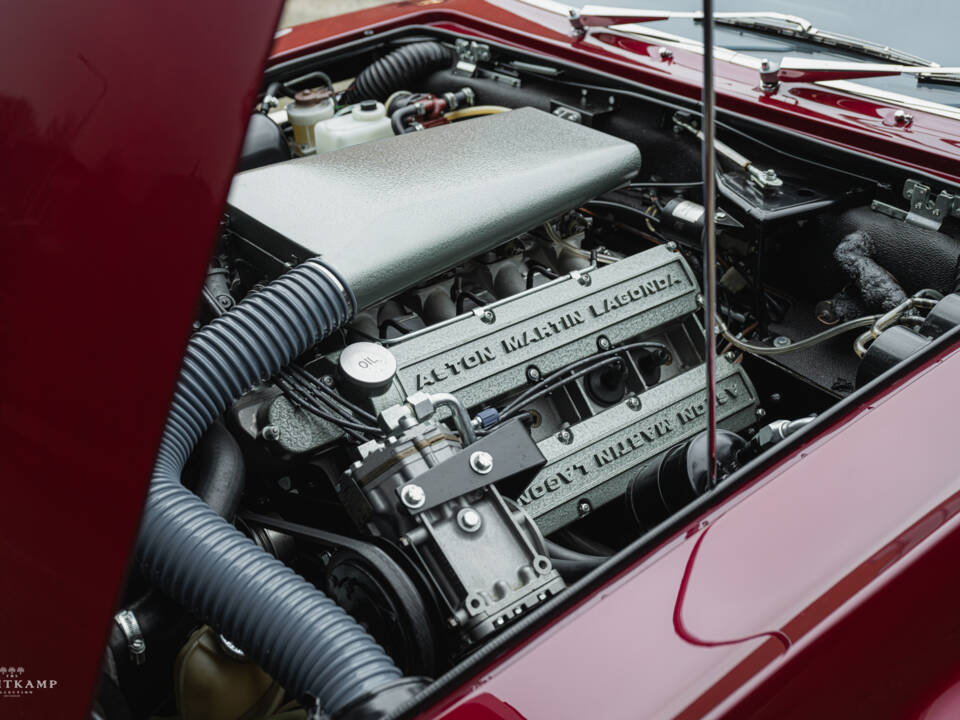 Imagen 19/20 de Aston Martin V8 (1976)