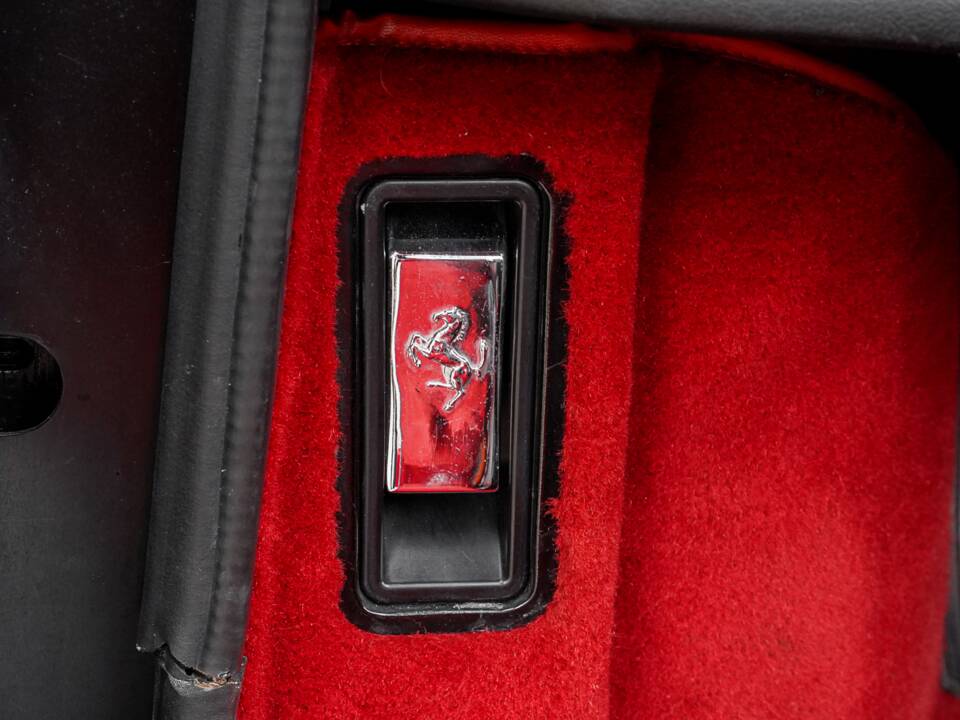 Image 25/30 of Ferrari 328 GTS (1989)