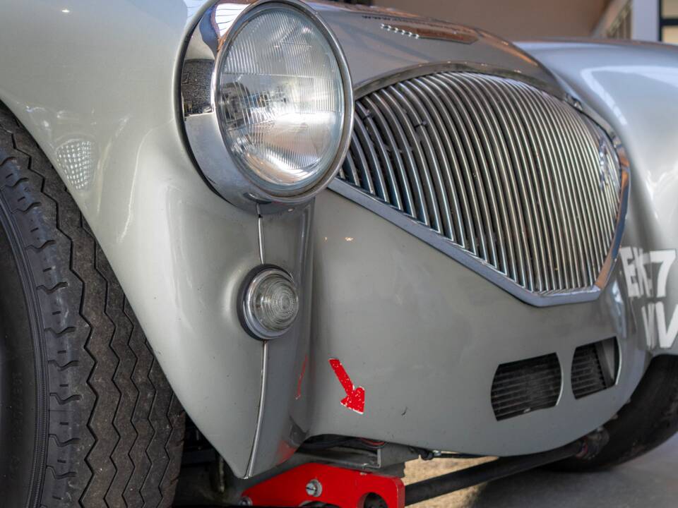 Image 3/24 of Austin-Healey 100/4 (BN2) (1956)
