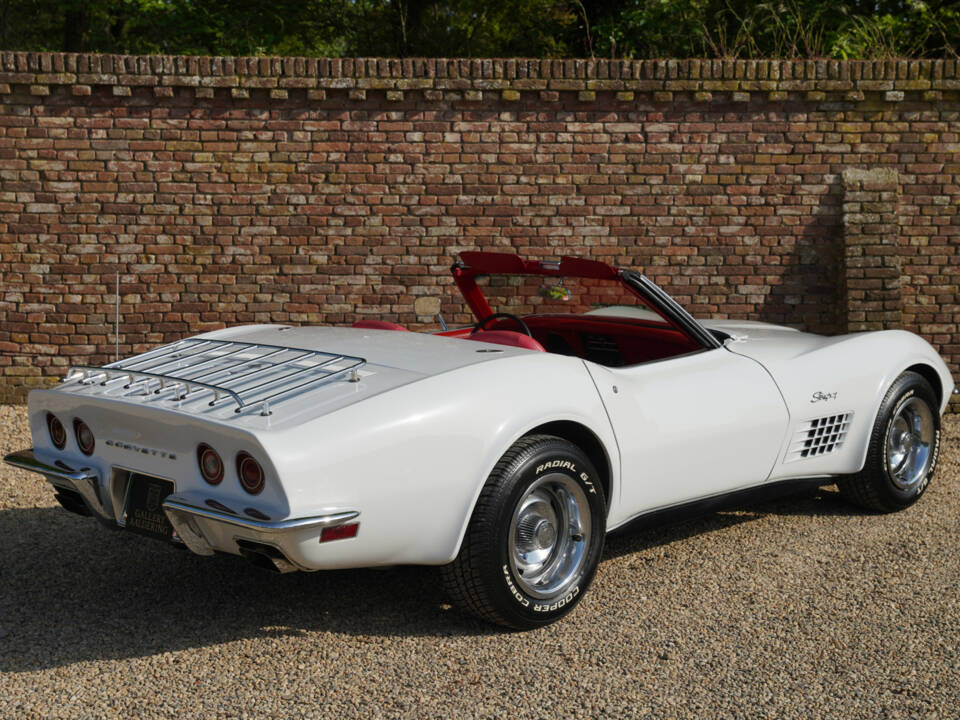 Image 36/50 of Chevrolet Corvette Stingray (1971)