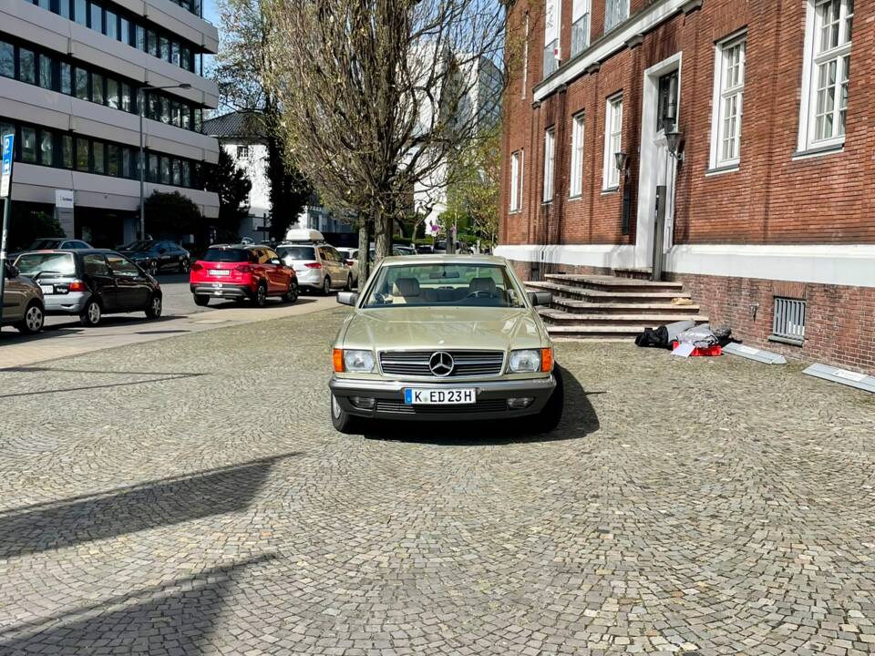 Bild 18/65 von Mercedes-Benz 380 SEC (1983)