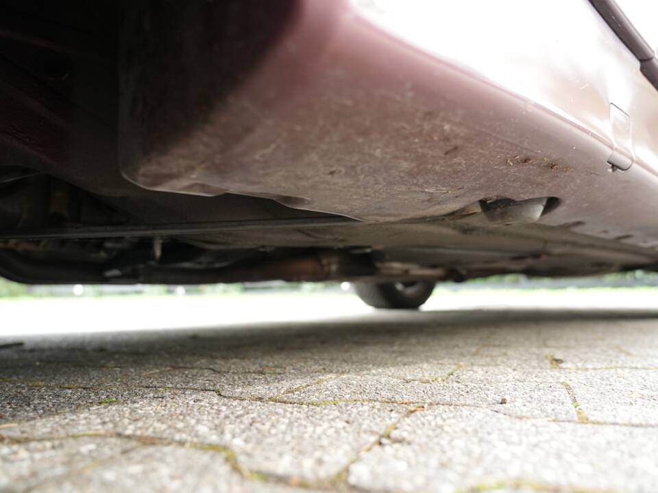Image 13/95 of Mercedes-Benz 300 SL (1993)