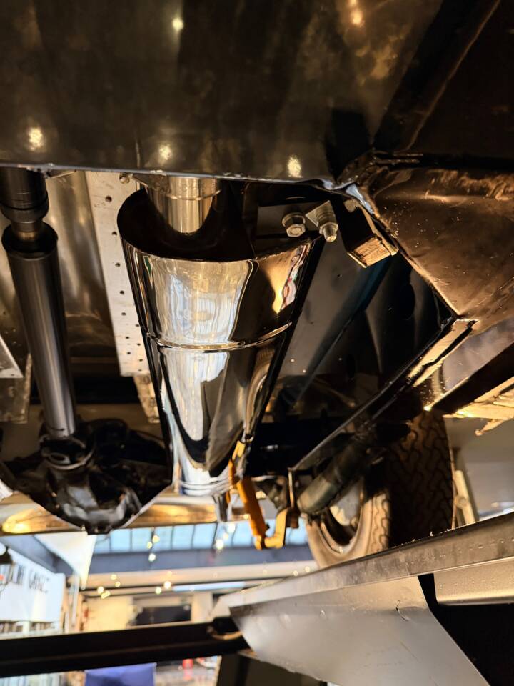 Immagine 29/39 di Jaguar XK 140 DHC (1955)