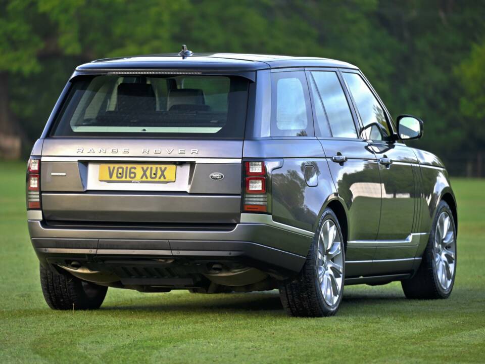Image 18/50 de Land Rover Range Rover Autobiography SDV8 (2016)