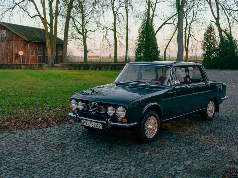 Image 22/78 de Alfa Romeo 1750 Berlina (1970)