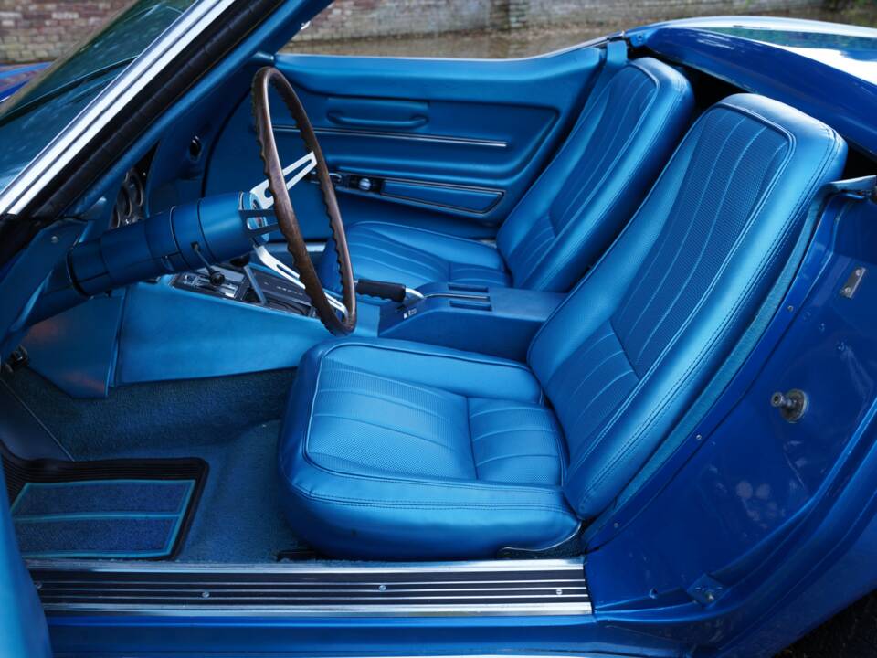 Image 37/50 of Chevrolet Corvette Stingray (1968)
