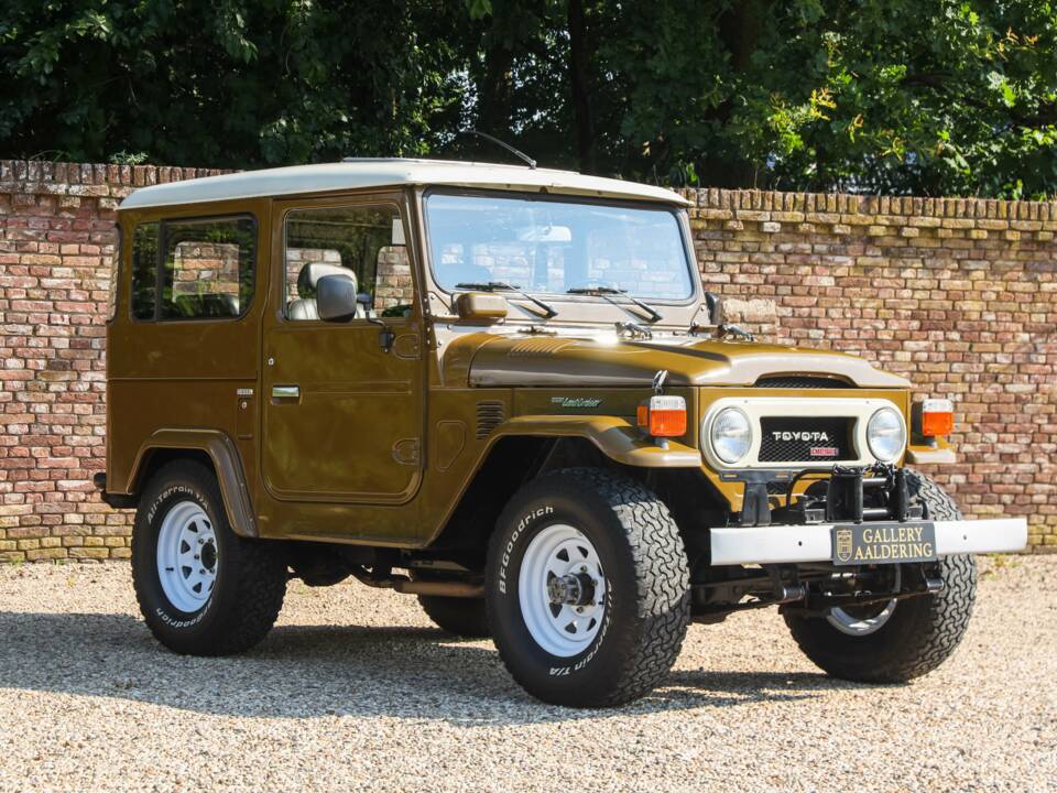 Image 21/50 de Toyota Land Cruiser BJ 40 (1979)
