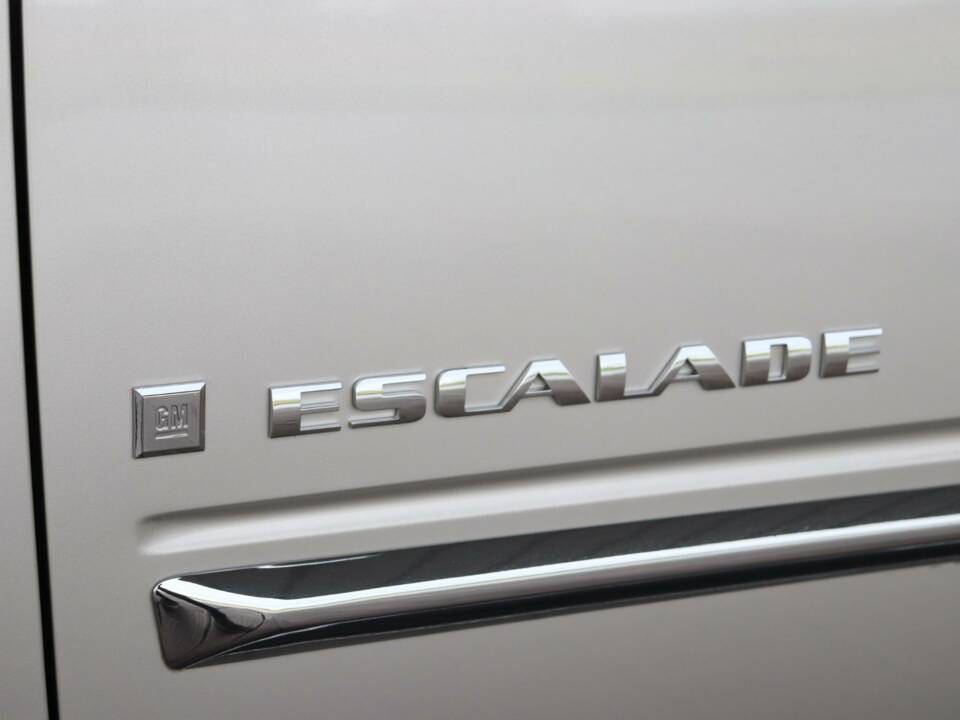 Bild 18/50 von Cadillac Escalade (2009)