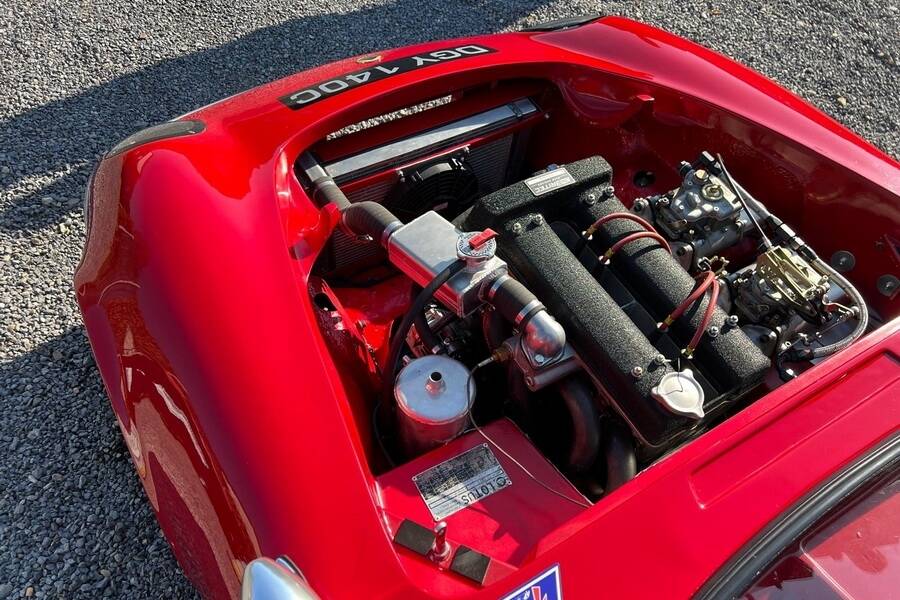 Image 19/45 of Lotus Elan (1965)