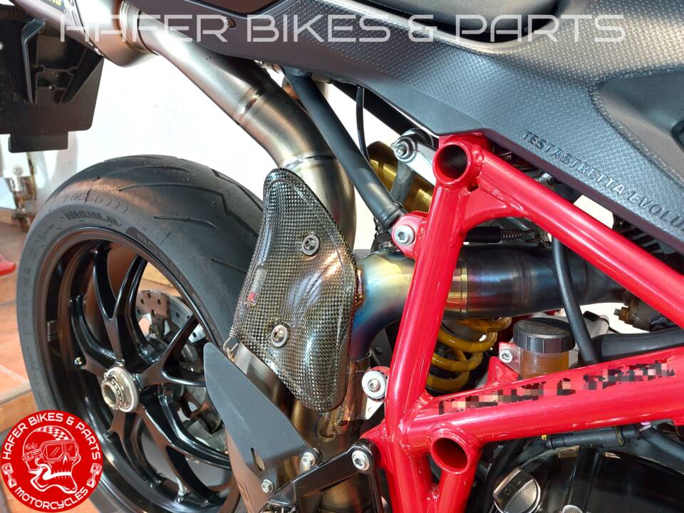 Imagen 28/55 de Ducati DUMMY (2010)