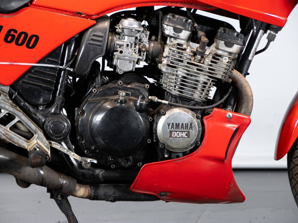 Image 39/50 of Yamaha XJ 600 (1984)