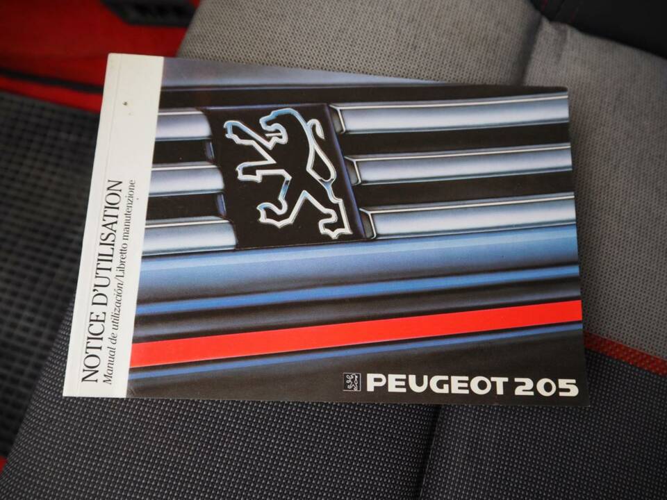 Image 45/50 of Peugeot 205 GTi 1.9 (1988)