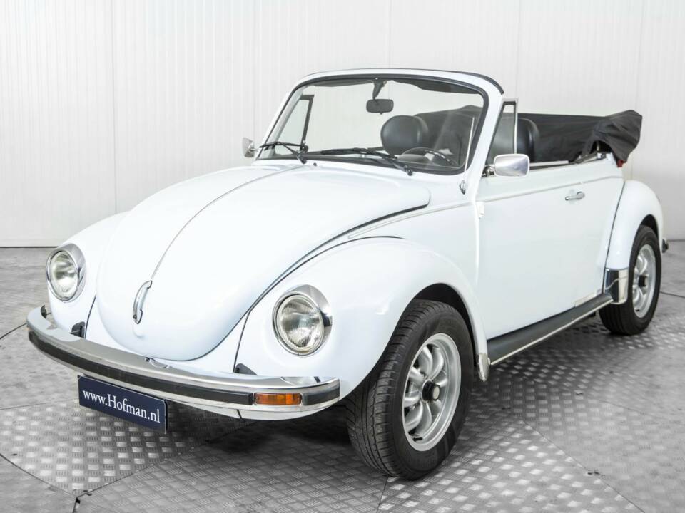 Bild 17/50 von Volkswagen Käfer 1303 LS (1976)