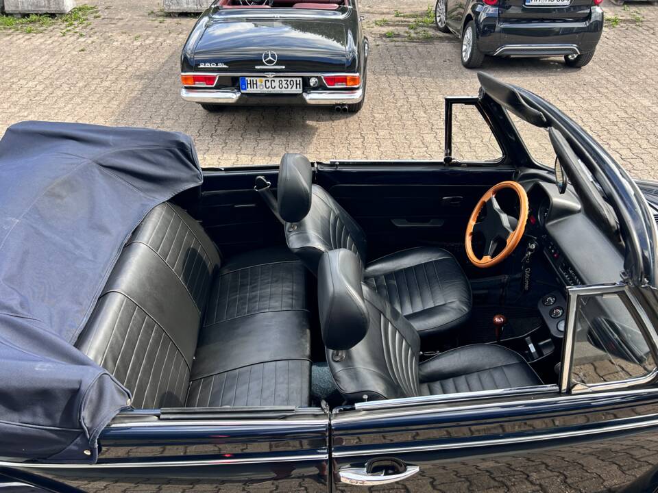 Bild 20/26 von Volkswagen Käfer 1303 LS (1978)