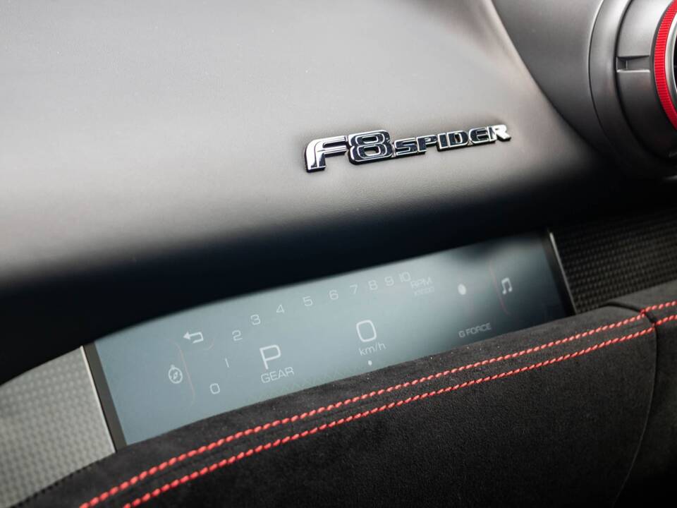 Image 18/19 of Ferrari F8 Spider (2020)