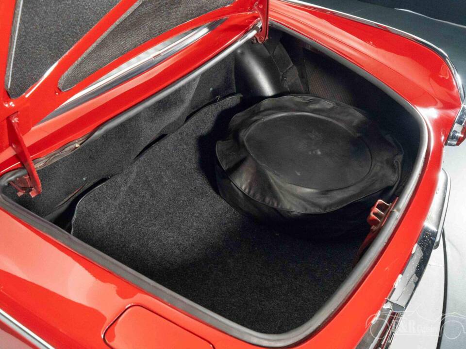 Image 5/19 of Volvo 1800 S (1967)