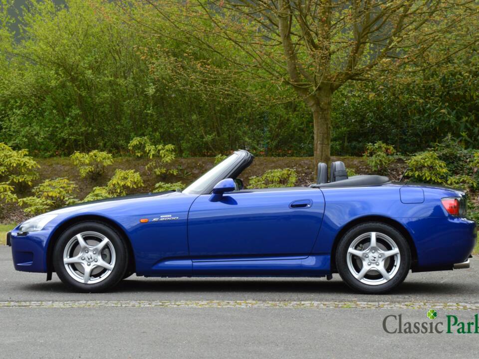 Bild 2/50 von Honda S 2000 (2000)