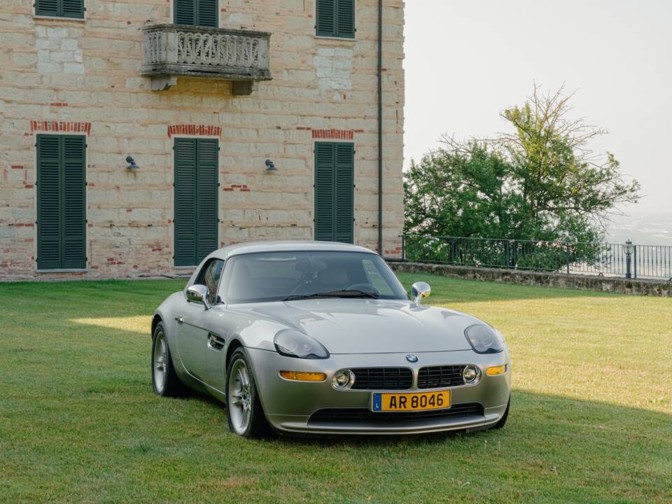 Image 19/185 of BMW Z8 (2001)