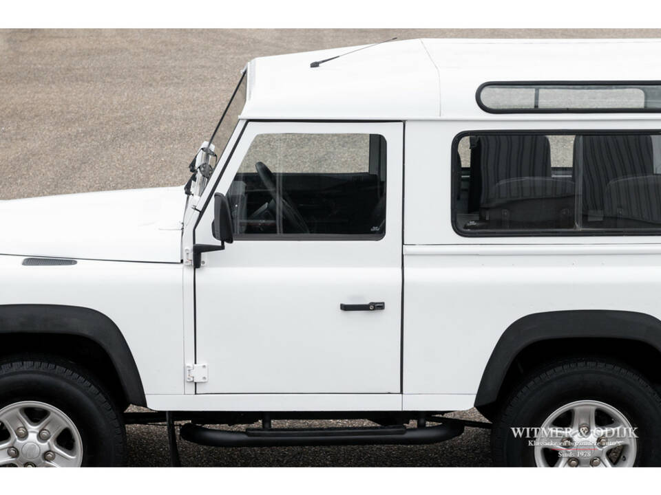 Immagine 13/21 di Land Rover Defender 90 (1996)