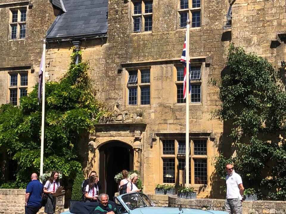 Image 14/22 of Jaguar XK 140 DHC (1954)