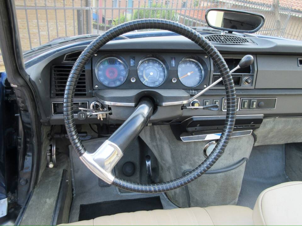 Imagen 19/36 de Citroën DS 21 Chapron (1970)