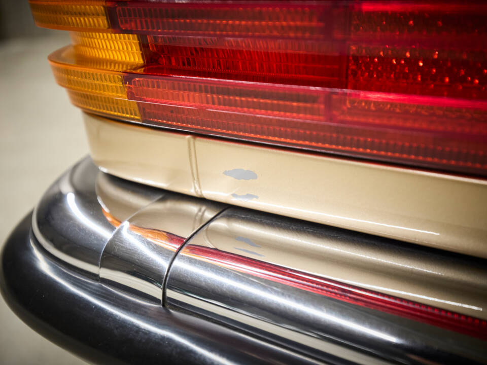 Image 54/99 of Mercedes-Benz 300 SL (1987)